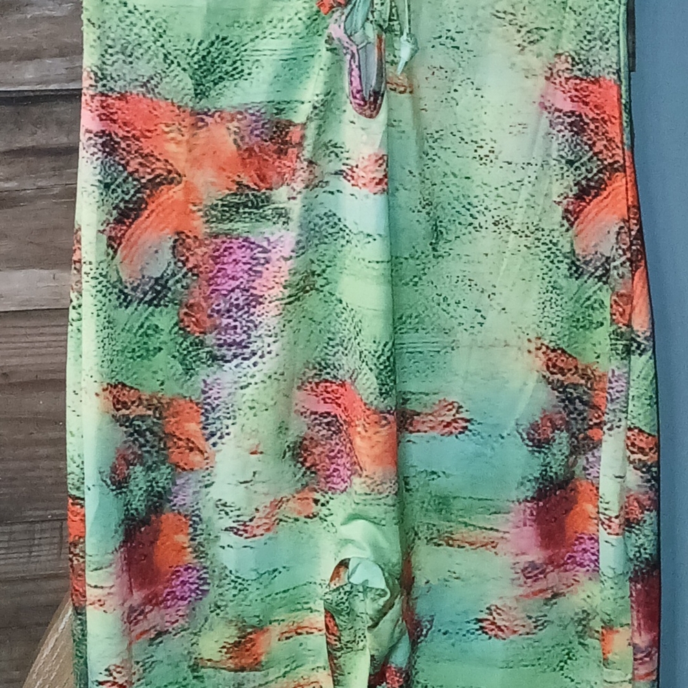 NWOT Vibrant Multicolor Sleeveless Jumpsuit - Picture 3 of 4